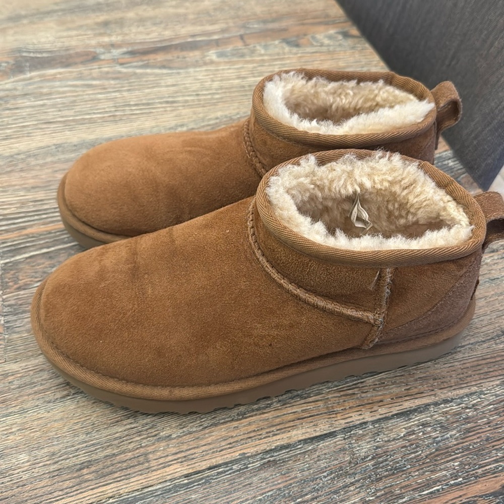 Mini ultra uggs